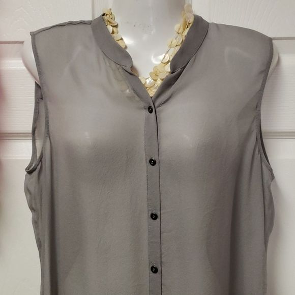 NWOT 💟 Tahari 100% SILK Sheer Blouse Top - Picture 3 of 11